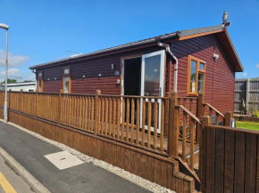 Captivatingly Stunning 2-Bed Cabin in Bridlington